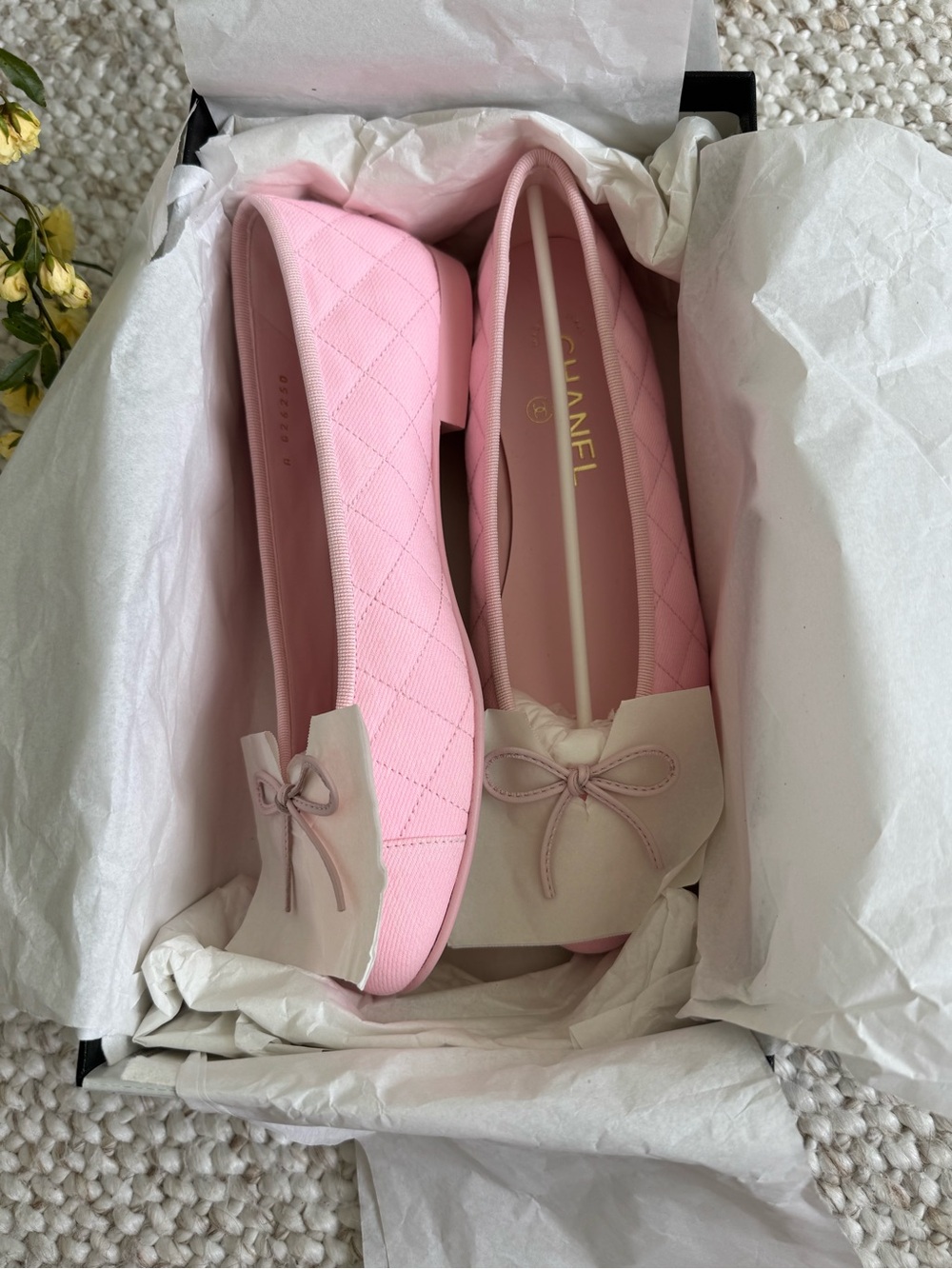 CHANEL Pink Quilted Ballet Flats with Bow - Picture 3 of 3